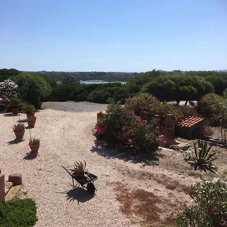 Salina Tatil Evi Calasetta
